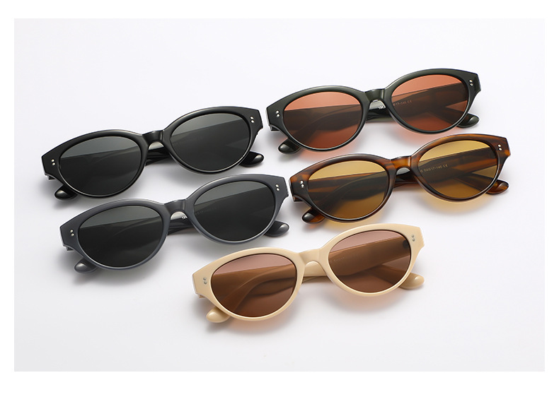 45g Weight Full Frame Glasses Structure Sunglasses Classification PC, UV400 Protection Lens Material Cat Eye Glasses Style Outdoor, Daily, Party Occasion Solid Color Pattern Women's Gender Hip-Hop, Exaggerated, Streetwear Style Hip-Hop Exaggerated Streetwear Solid Color PC UV400 Protection Cat Eye Full Frame Women's Sunglasses