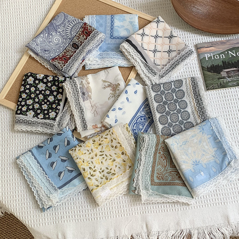 Bufanda de seda, bufanda cuadrada pequeña, sensación de alta calidad, nuevo pañuelo de encaje francés, diadema pastoral femenina de verano, cinta para el cabello atada