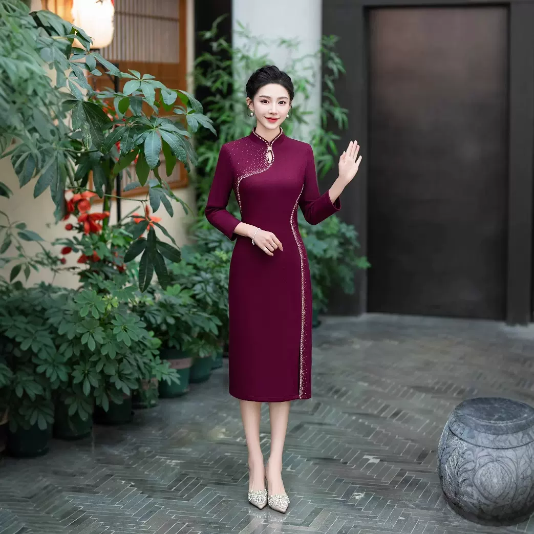 婚宴妈妈装礼服2024新款喜妈妈旗袍羊毛呢长袖秋冬高贵喜婆婆旗袍