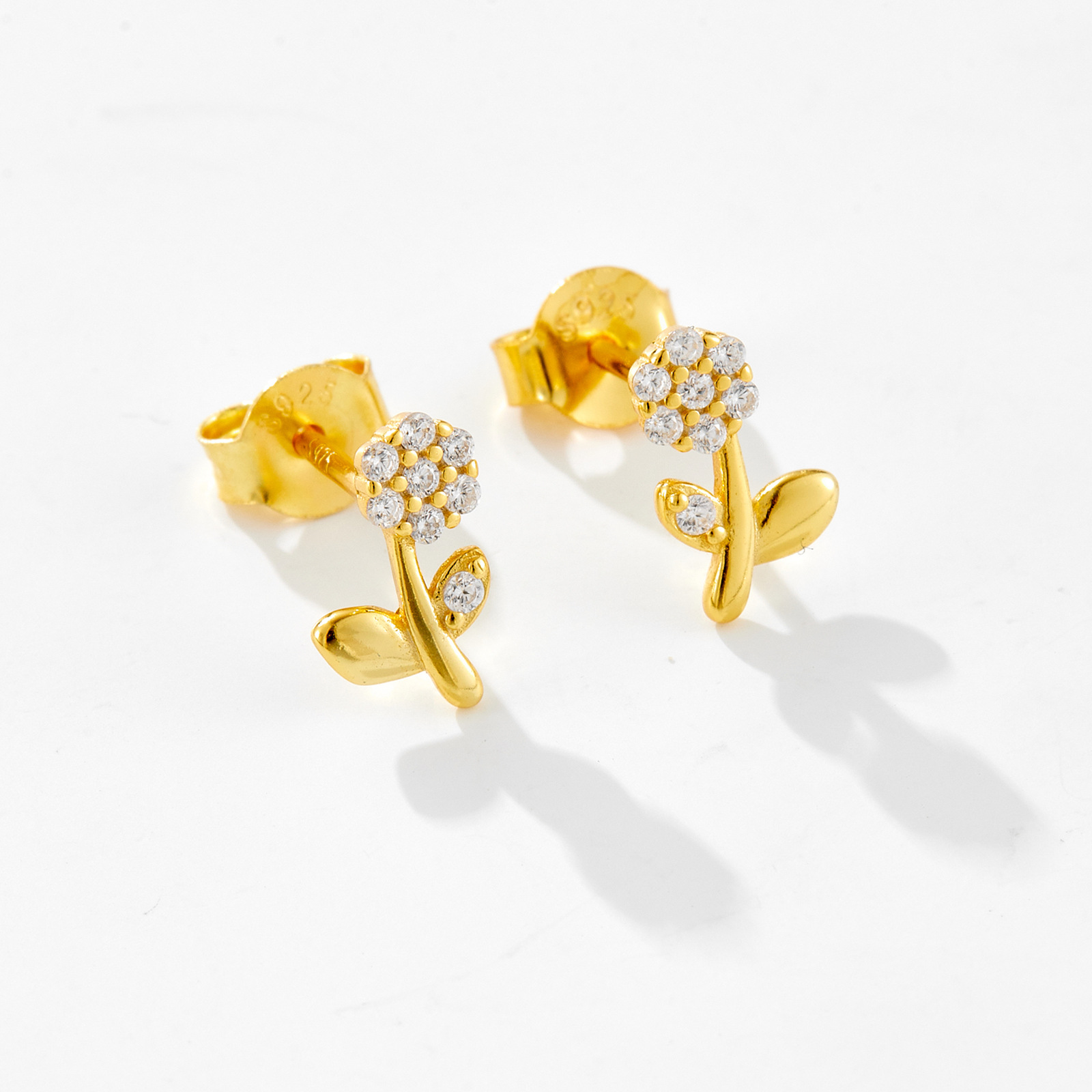 1 Pair IG Style Shiny Flower Plating Inlay Sterling Silver Zircon 18K Gold Plated Ear Studs display picture 5