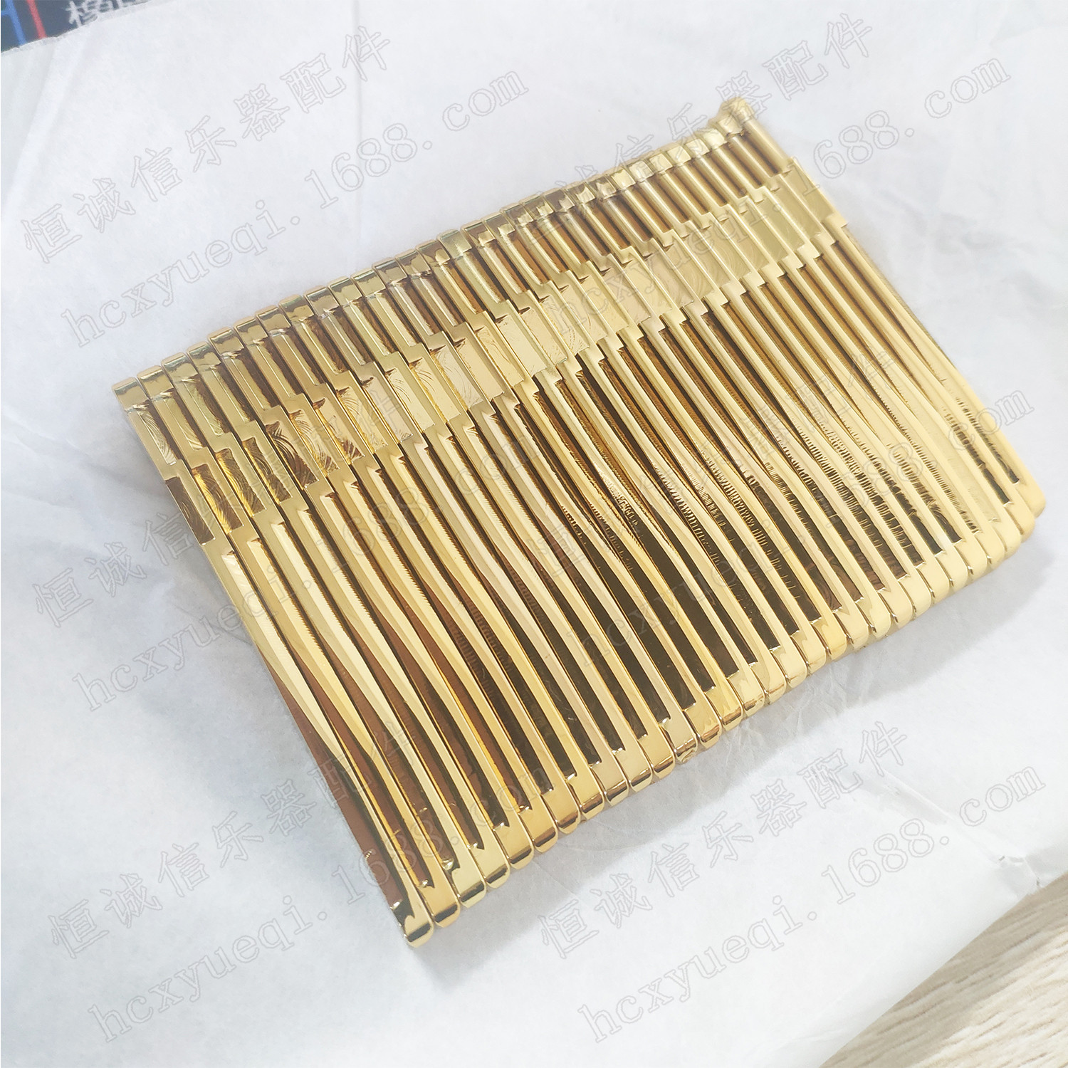 Guitarra superior e inferior traje de almohada de cuerda guitarra popular superior e inferior almohada de cuerda de metal puente de cobre almohada de cadena sólida cadena de cono de cadena de uñas al por mayor