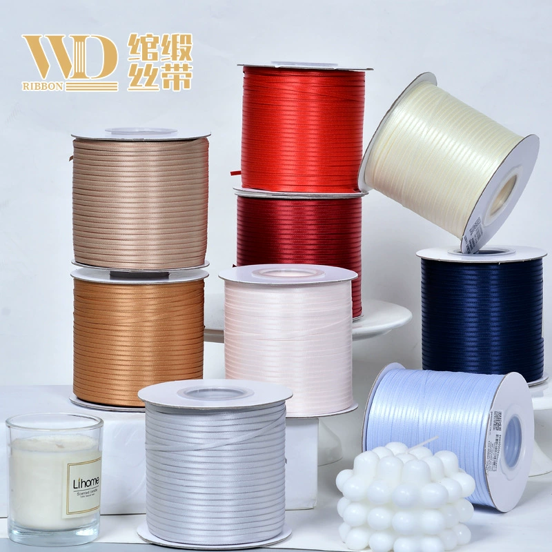 В наличии оптом ленты 3 мм в рулоне, стойкость цвета 4, тесьма для одежды, аксессуары из ребристой атласной ленты для подвешивания ярлыков, шнур для закладок.