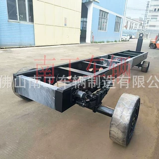10吨牵引骨架式平板拖车 全挂拖车底盘