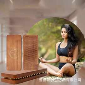 现代简约脚底按摩木制板家用冥想木质瑜伽板针灸脚按摩实木铜钉板