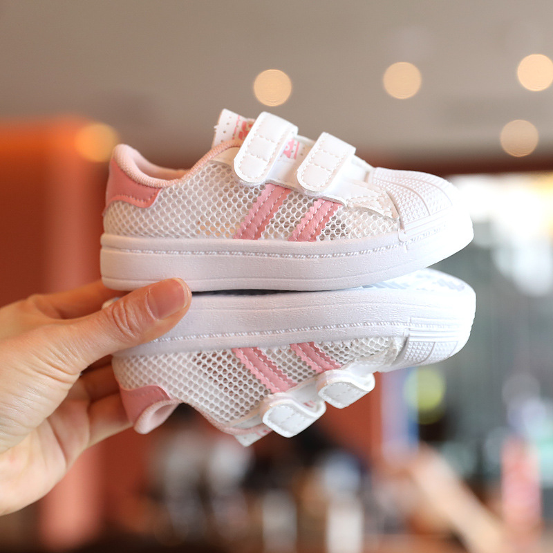 2021 nya barns lilla vita 1-6 år gamla skalbräda för män och kvinnor ihåliga meshskor Mjuk sula Babysport_voghion.com