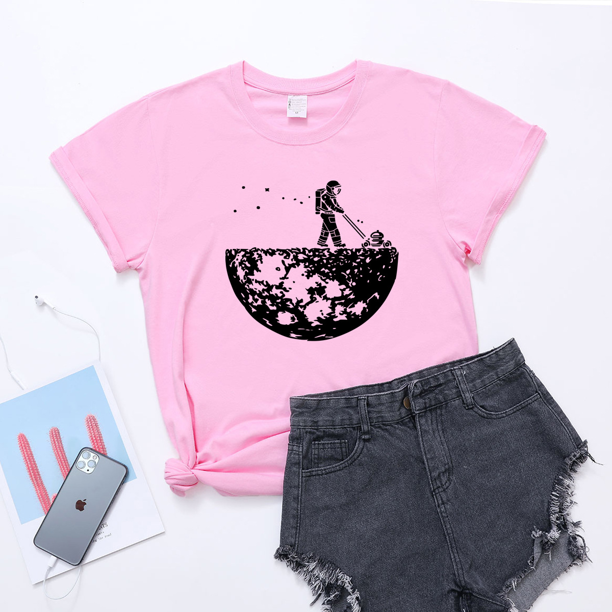 summer base moon for leisure