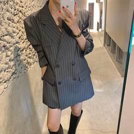 跨境 2026秋冬新款韩国ins感竖条纹宽松时髦西装外套配腰带女潮