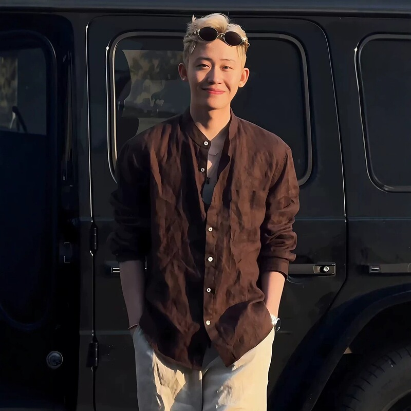 Old Money Style Brown Shirt for Men, Summer Thin Ice Silk Sun-Protective Long-Sleeve Shirt, Casual and Stylish Brown Jacket Old Money Style Brown Shirt for Men, Summer Thin Ice Silk Sun-Protective Long-Sleeve Shirt, Casual and Stylish Brown Jacket