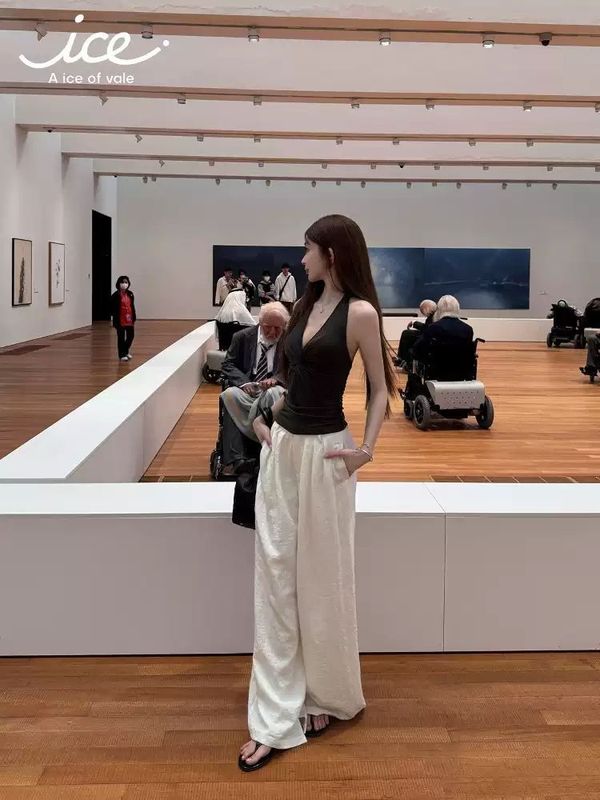 纯欲风辣妹套装女2025夏季新款韩系V领扭结挂脖背心阔腿裤两件套|undefined