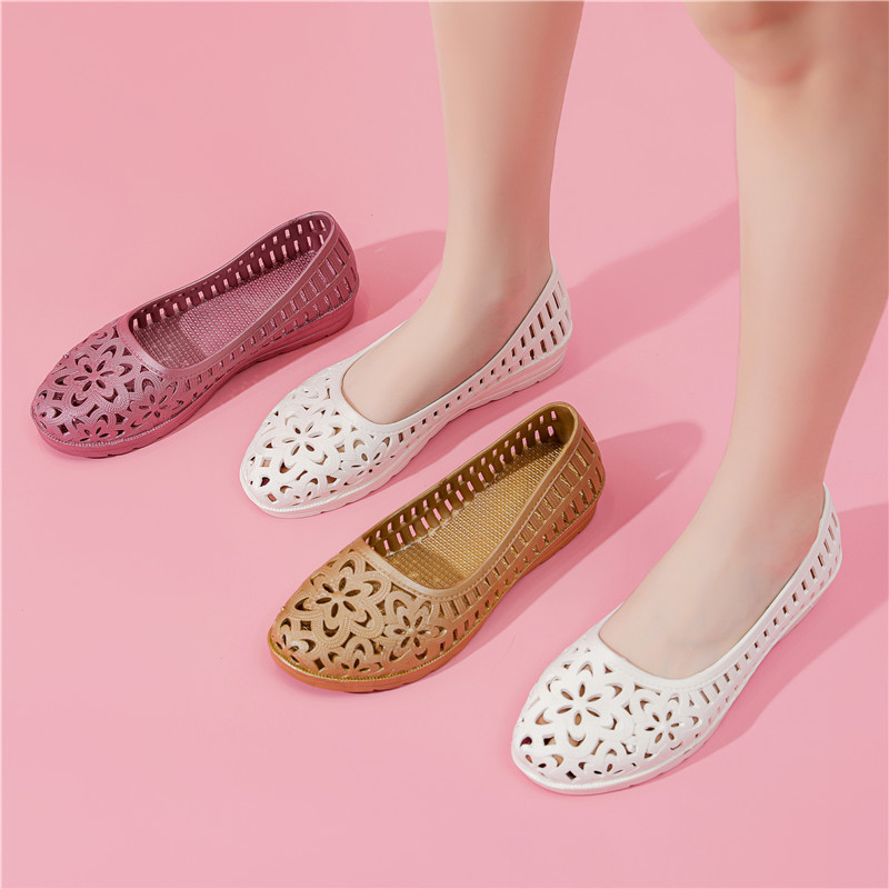 Summer Women's Hole Hollow Women's Shoes Plastic White Sandals Non-slip Flat Nurse Shoes Pregnant Women's Mom Shoes Comfortable