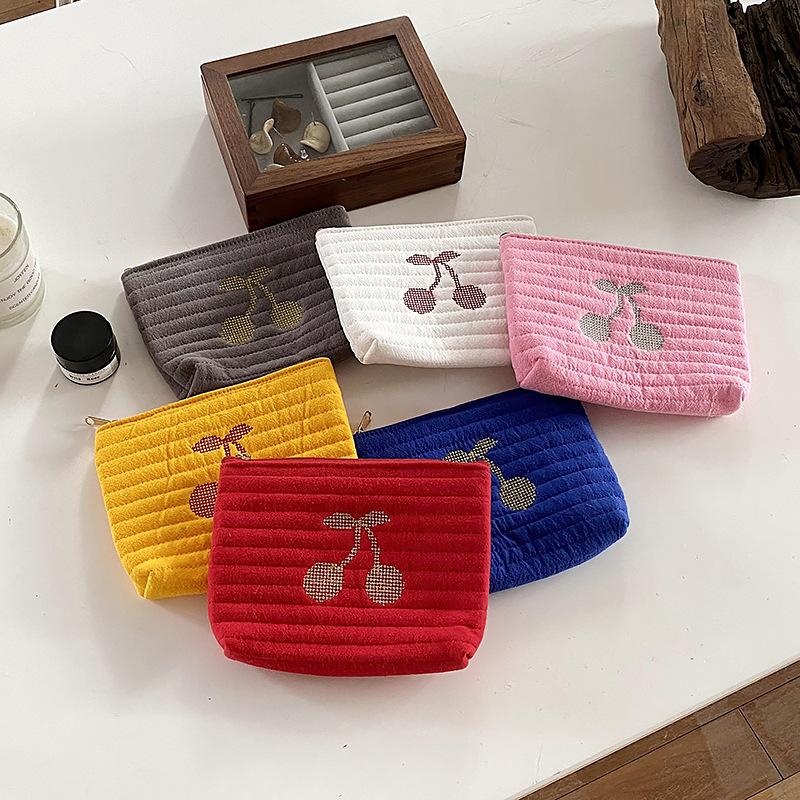 Cute Clutch data line Headset Pouch key case Quilted Wallet