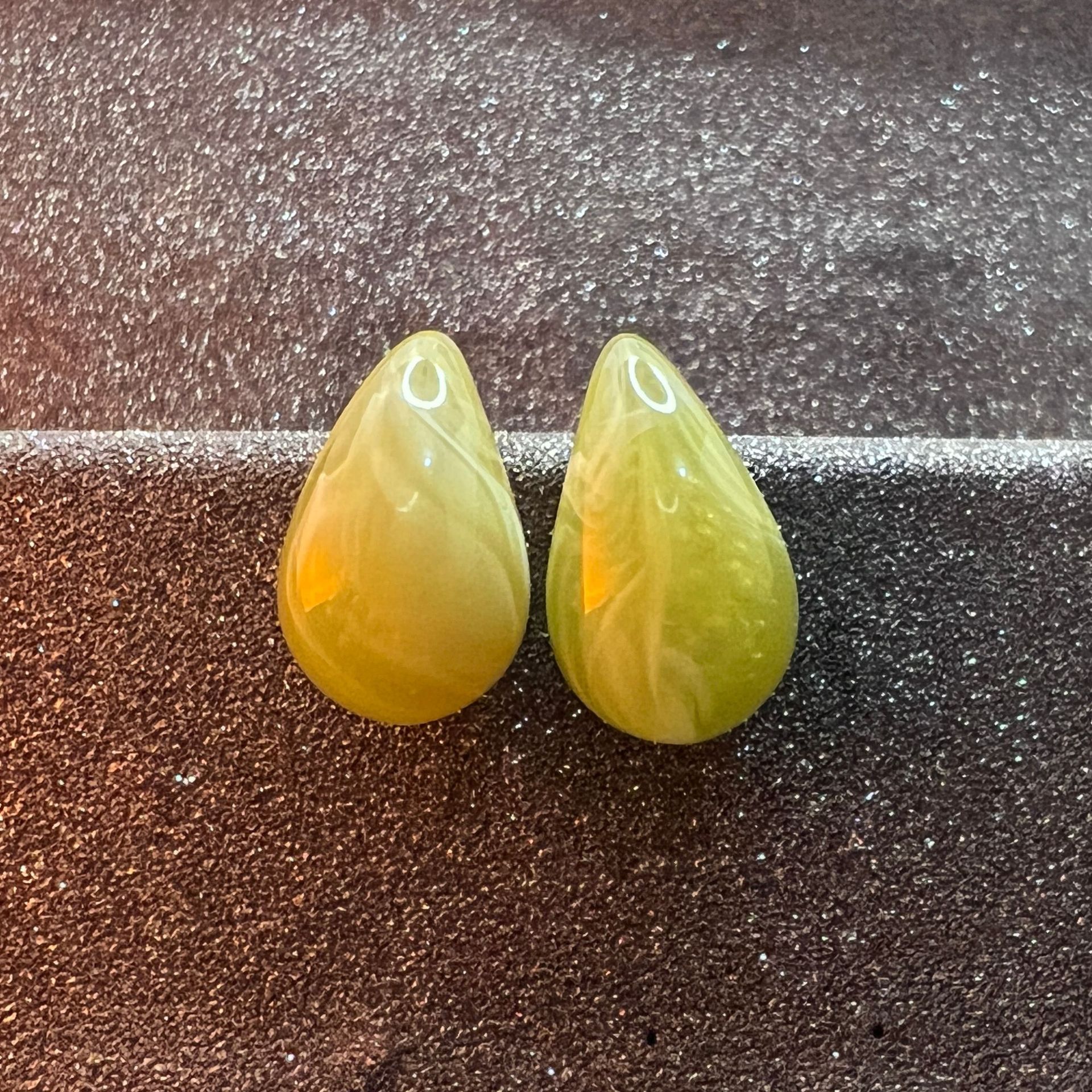 18K pendientes de oro pendientes de gota elegante personalidad simple gran acrílico color caramelo Venta caliente guisantes pendientes