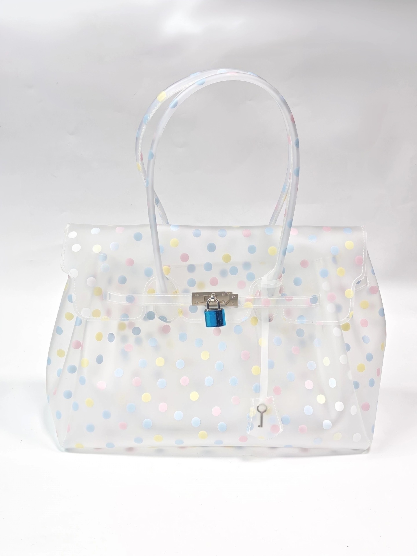 Tpu white polka dots (with key + rivets on the bottom) / 35*27*15cm