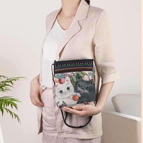 Ethnic-style elephant cartoon single-shoulder bag for women, double-sided gold thread embroidery canvas bag, fashionable single-layer zipper crossbody bag