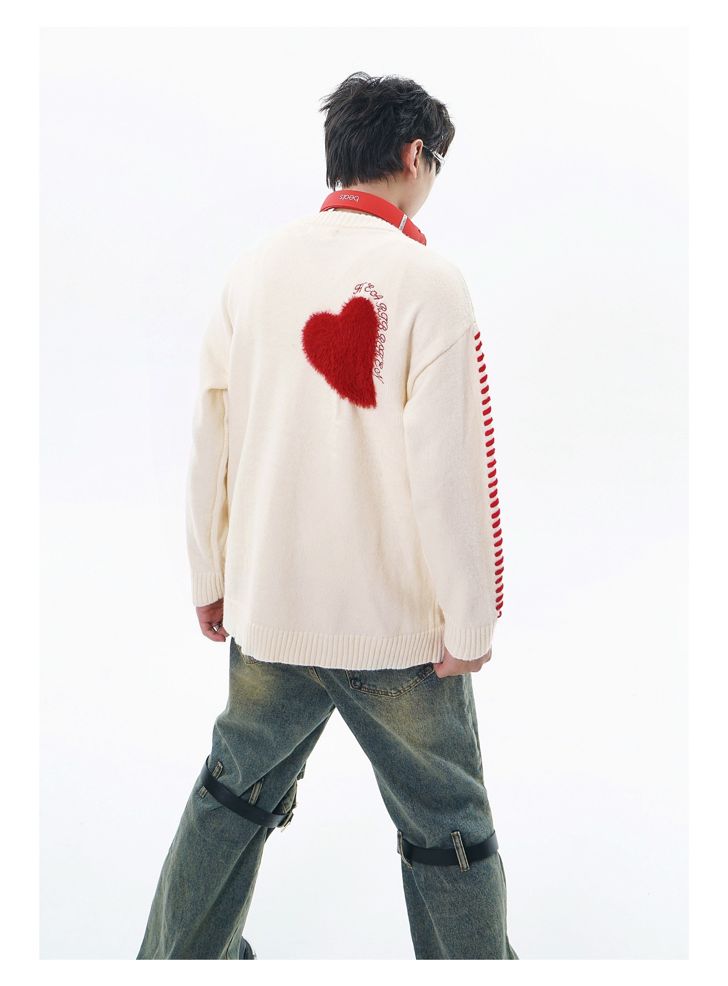 Herrenbekleidung Street Fashion Marke Liebe Stickerei Design lockerer Rundhals-Strickpullover_voghion.com