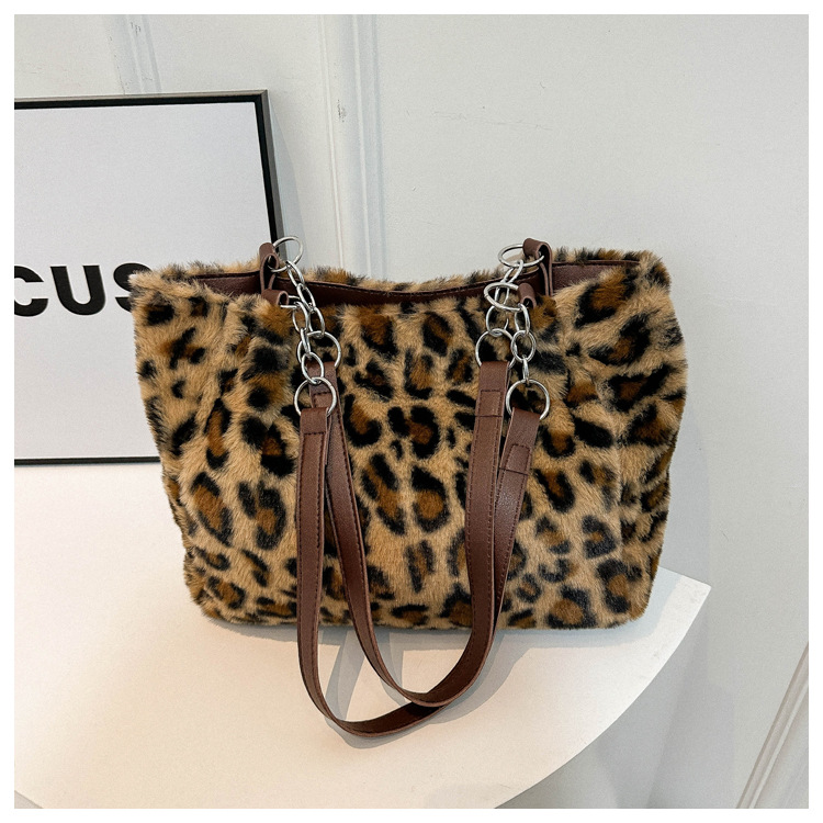 Women's fashion large capacity tote bag leopard print one shoulder underarm bag trend_voghion.com