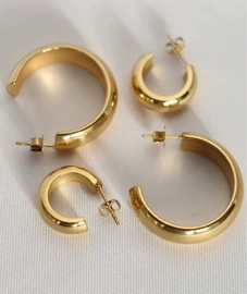 耳环;耳钉;戒指