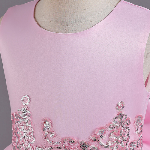 Kids' formal dress, sleeveless evening gown, tulle ballgown, princess-style skirt, piano performance outfit for young hosts