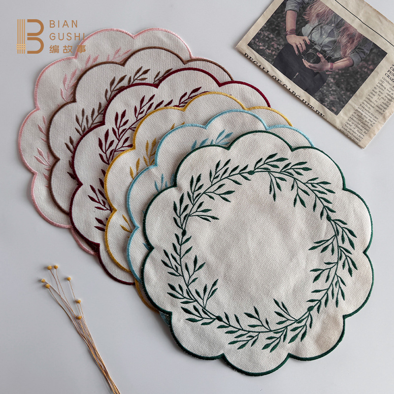 New Chinese-Style Embroidered Cotton and Linen Placemats, National Style Heat-Insulating Anti-Scalding Mats, Photography Props, Table Mats, Kitchen Table Mats