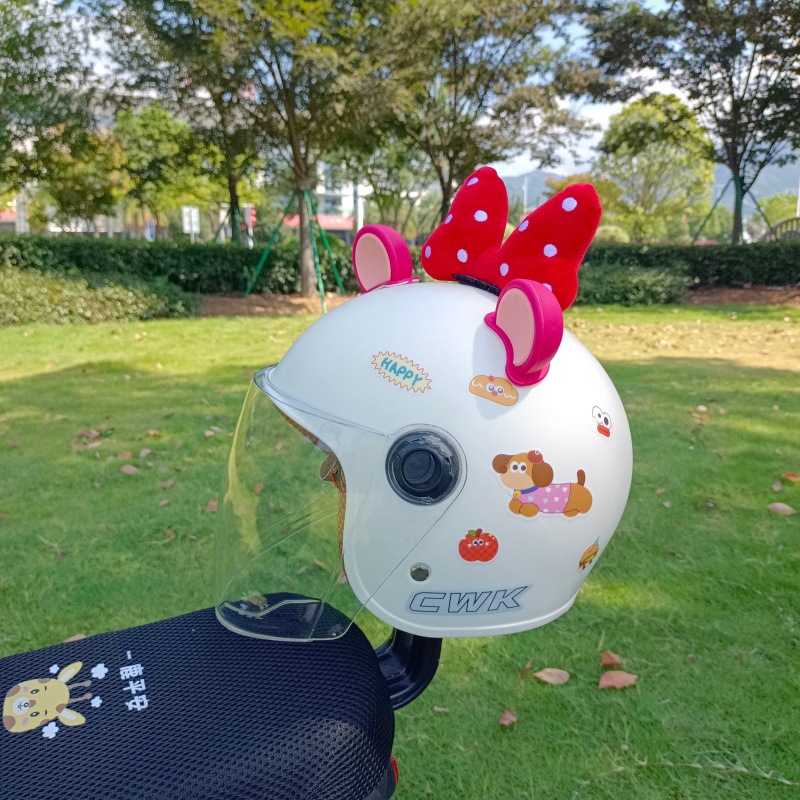New National Standard 3C Certified Electric Motorcycle Safety Helmet for 1-8 Years Old, Four-Sided Windproof, Warm and Not Broken