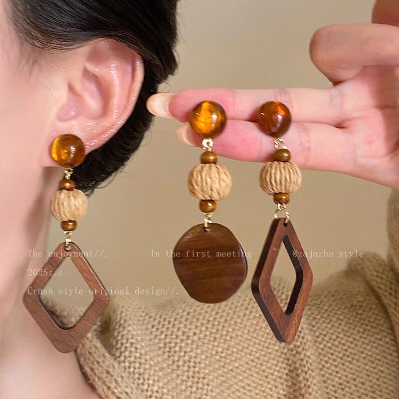 Autumn Wilderness! Tiger Eye Stone Geometric Earrings for Women Autumn and Winter Retro High-End Earrings New Chinoiserie Ethnic Style Earrings Autumn Wilderness! Tiger Eye Stone Geometric Earrings for Women Autumn and Winter Retro High-End Earrings New Chinoiserie Ethnic Style Earrings