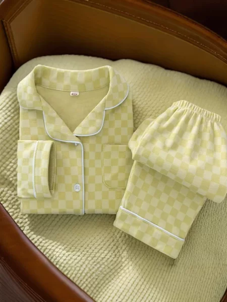 Children's Pajamas Autumn and Winter German Velvet Boys' and Girls' Home Clothes Sanding Thickened Baby's Cardigan Home Clothes