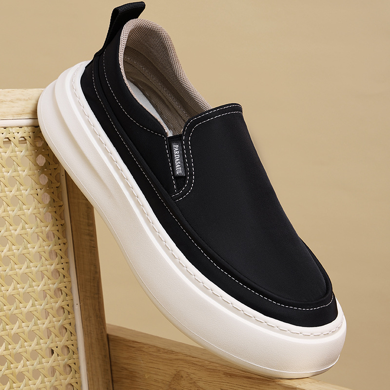 Factory Direct Supply Men's Shoes 2025 New Black Casual Cloth Shoes Men's Slip-On Slip-On Loafers Wholesale