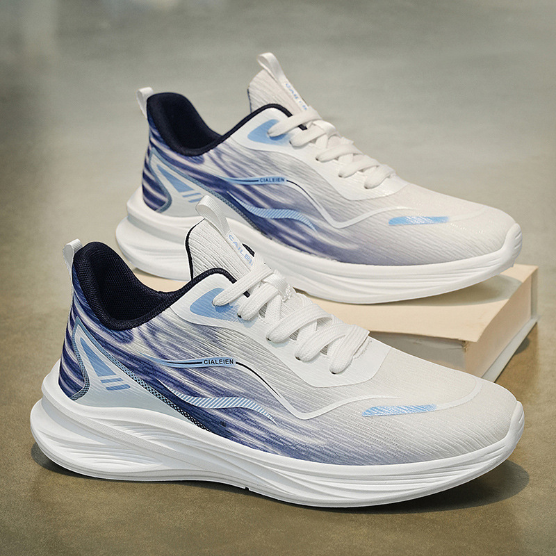 Zapatos de hombre de verano nuevos zapatos de malla transpirables, zapatos de hombre antideslizantes y resistentes al desgaste para correr al aire libre zapatos casuales
