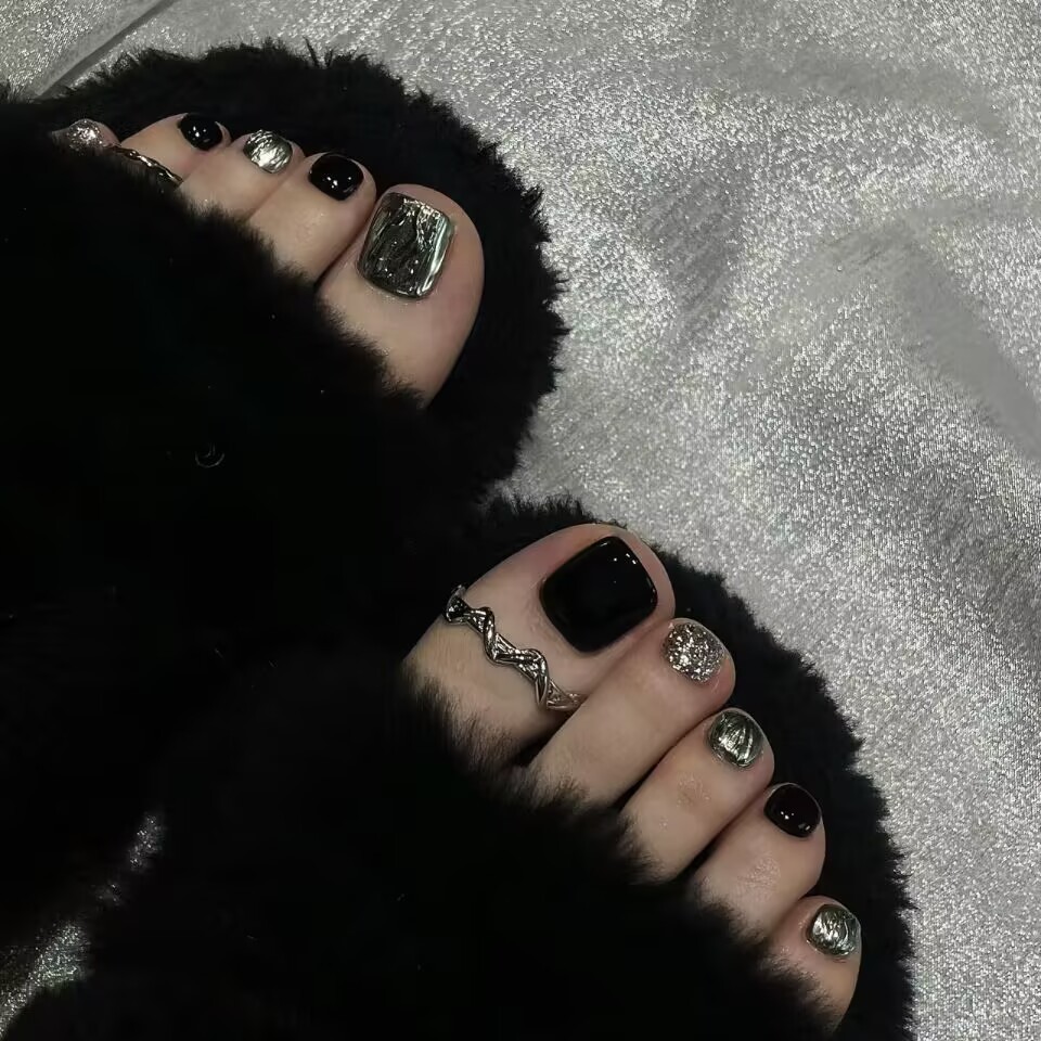 12 piezas de uñas de pies hechas a mano, uñas de uñas negras, uñas de pies, parches, uñas, productos terminados, estilo corto al por mayor