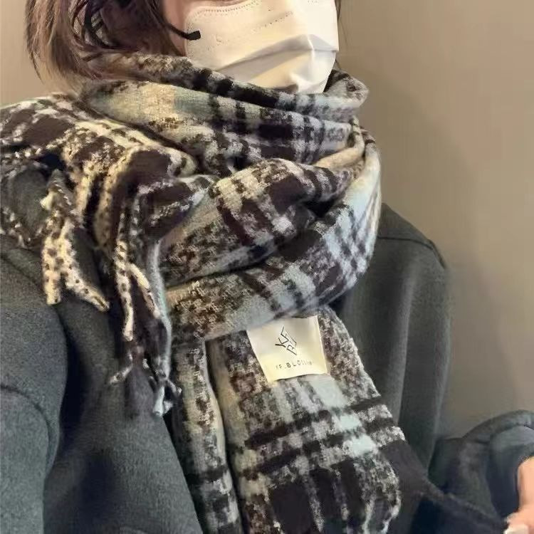 Invierno nuevo bufandas a cuadros de cachemira suave pegajosa flange collar retro grueso calentamiento al por mayor