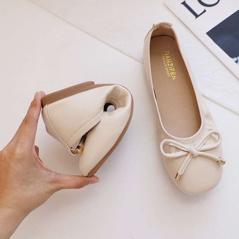 Shallow Flat Shoes for Women 2025 New Spring and Autumn with Skirts Fairy Style Bean Shoes for Women