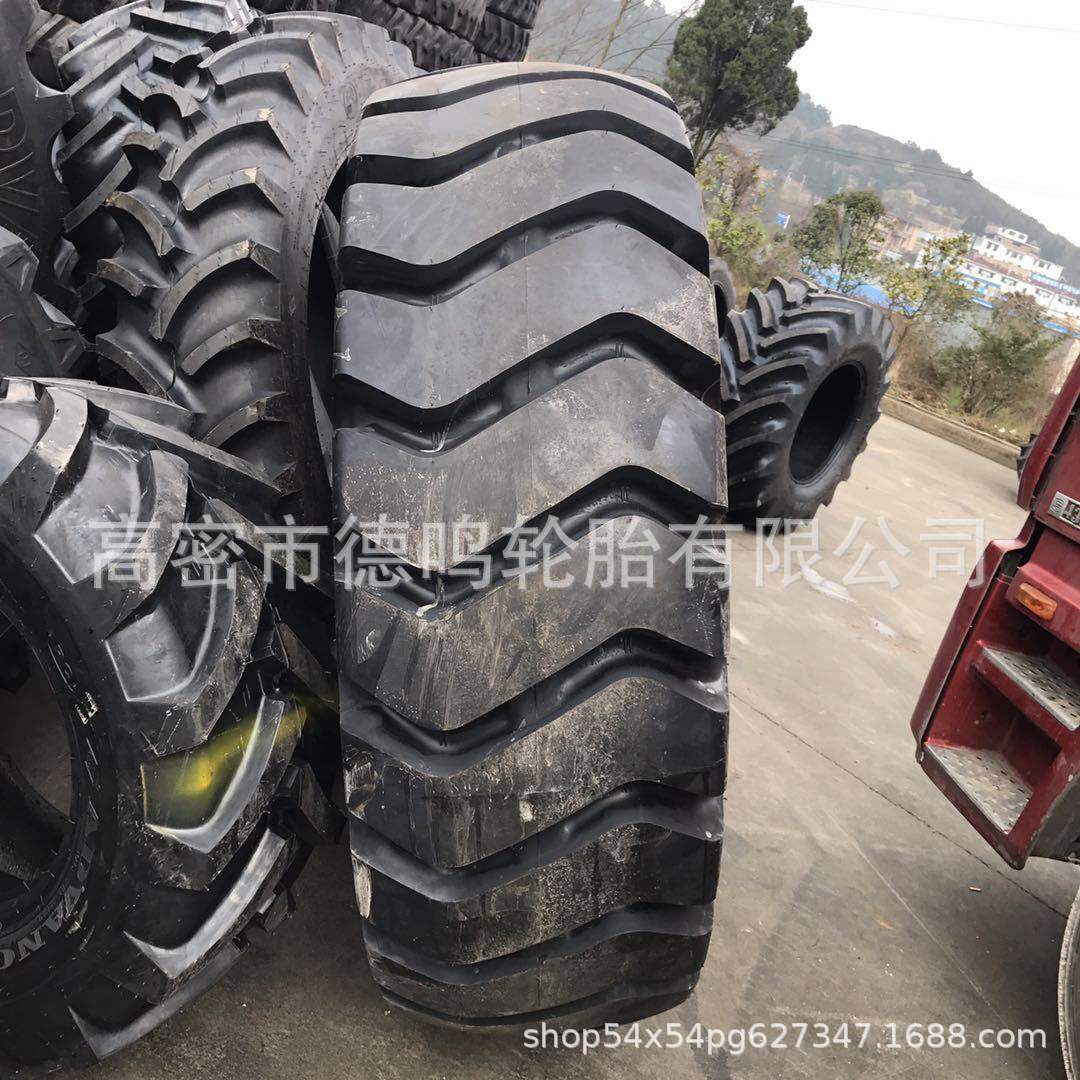 Suministro de neumáticos bulldozer 21.00-25 maquinaria de construcción neumático 2100-25