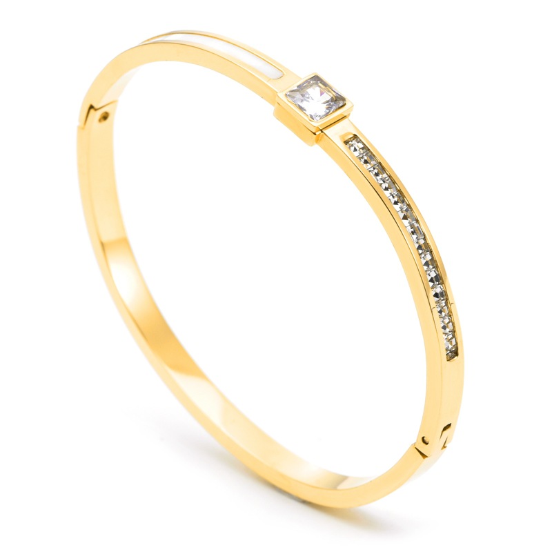 Pulsera de joya cuadrada dorada