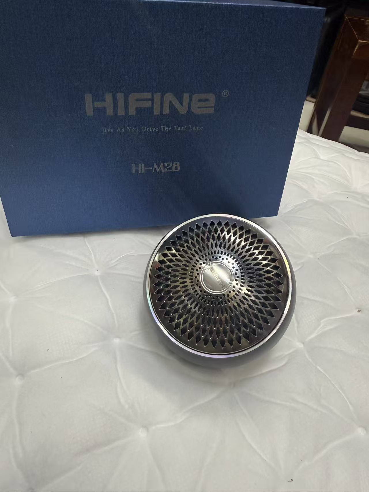 Manufacturer Wholesale Car Audio Modification Dashboard Center-Mounted 2.5inch Mid-Range Car Speakers with Enclosure, No Need for Mold-Making