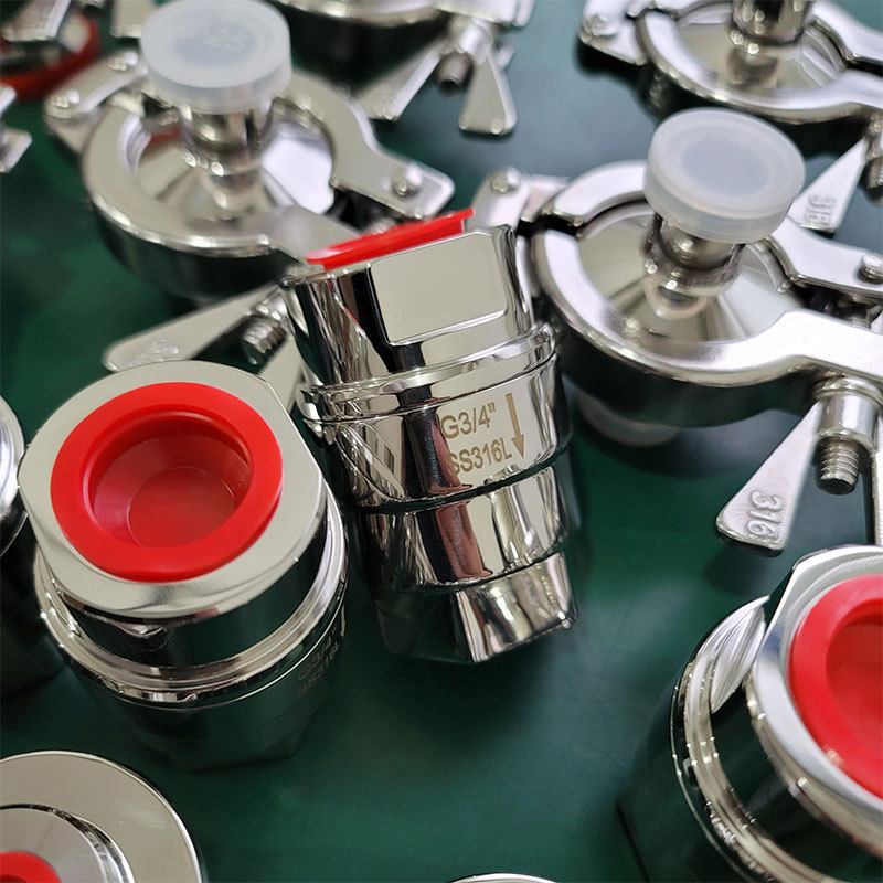 压力平衡热静力式蒸汽疏水阀不会冷冻损坏，能防水锤，耐过热