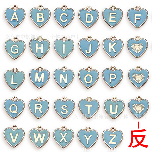 1つのdiyアクセサリーの付属品の両面の油を垂らすブレスレットの耳飾りの小さいペンダントの油を垂らす26個の英語のアルファベットの合金のペンダント|undefined