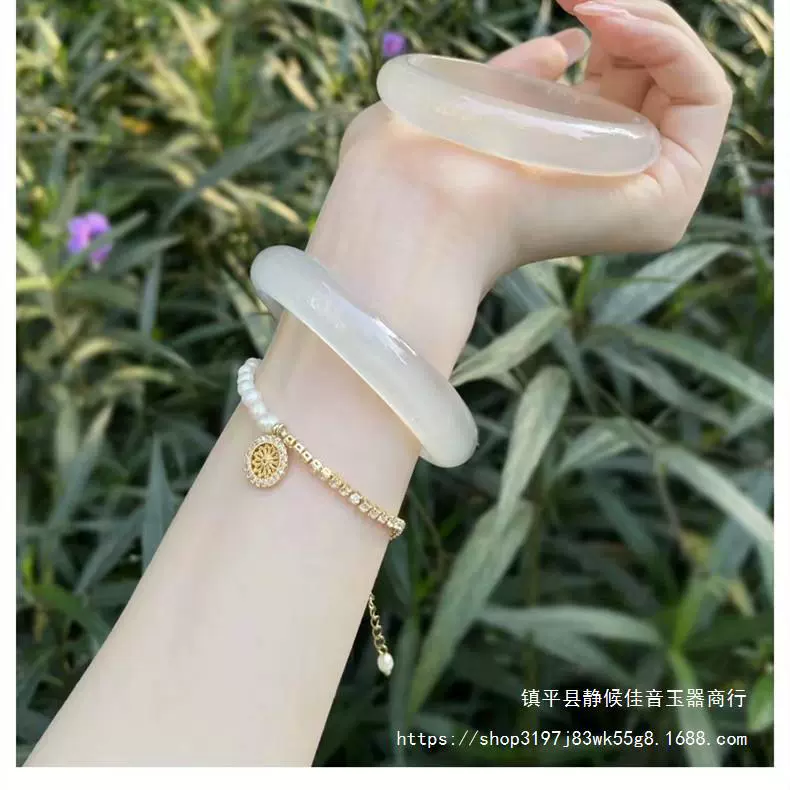 Д bracelet агат белый, имитация льда