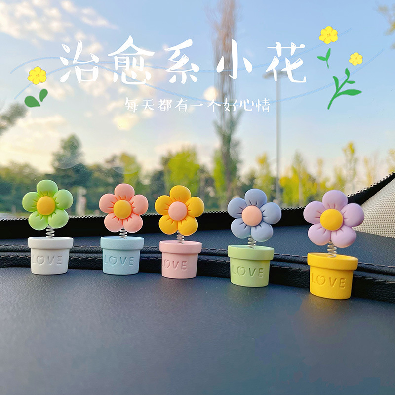 Nuevos adornos de coche, macetas pequeñas frescas, plantas en macetas, lindas cabezas, decoraciones de la consola central del coche