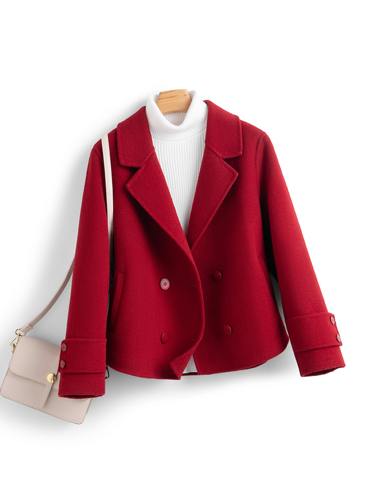 秋冬の新型の100% ウールの両面はコートのスーツの女性の短いタイプの修身のヘボン風の小さい背が高くて、百合があります。