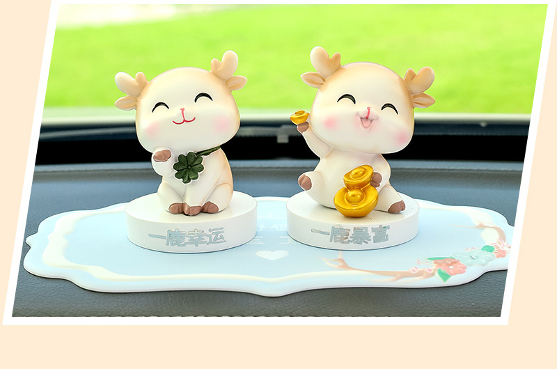New Yilu Ping An Car Ornaments Deer Ornaments Car Small Ornaments Center Console Decorations Car Decoration Supplies