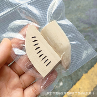 Wooden Hexagram Holy Cup, Handmade from Hard Wood, for Home Use, Solid Wood Hexagram, Imitation Bamboo Root, Vacuum-Packed, Not Suitable for Standing