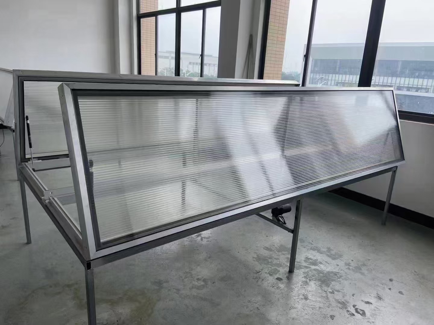 一字型电动式排烟天窗图片10