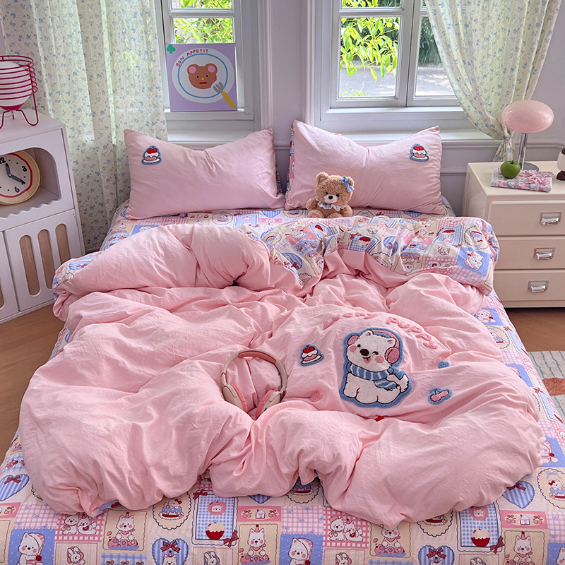 New Washed Cotton Printed Towel Embroidered Four-Piece Set for College Dormitory Three-Piece Set of Bed Sheetss, Quilt Cover, Fitted Bed Sheets and Pillowcases