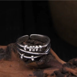 戒指;项链;手镯