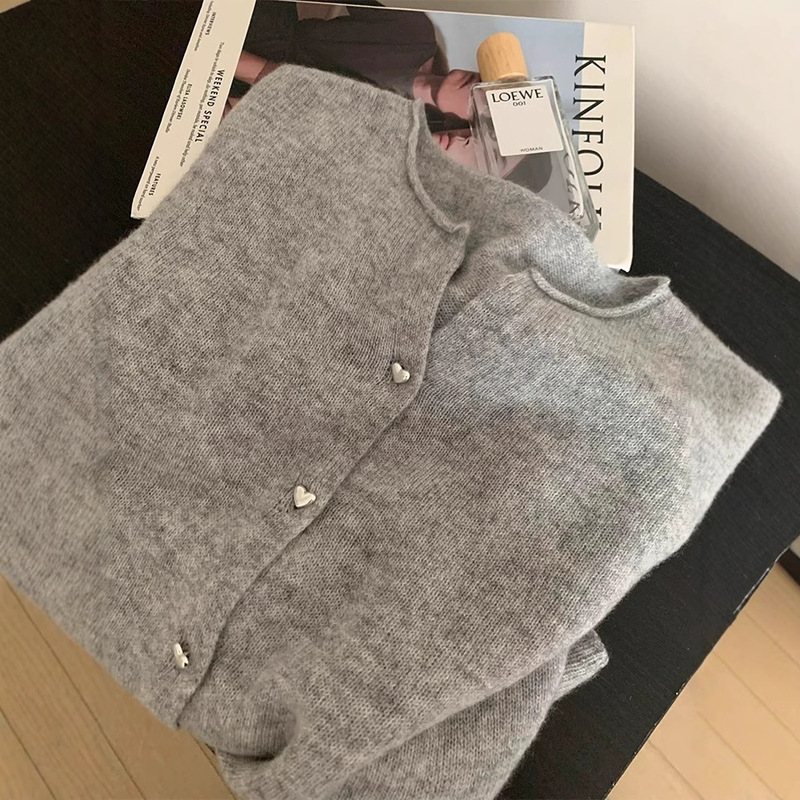 Heart-Shaped Silver Buckle Elegant Gray Small V-Neck Wool Knit Cardigan for Women, Spring and Autumn Loose Slimming Sweater Jacket