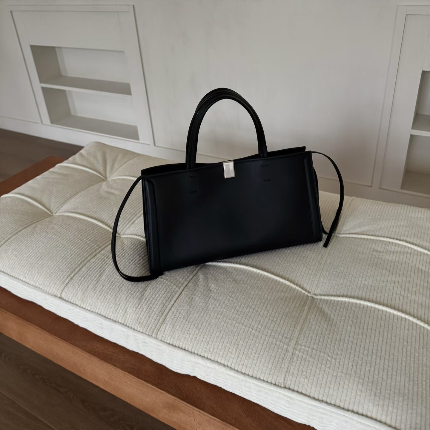 [French Style Bag] Ins New Niche Minimalist Handbag Fashion Versatile Top Grain Cowhide Crossbody Bag Genuine Leather - Thumbnail 2