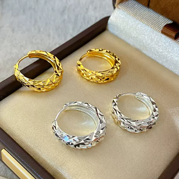 Copper Gold-Plated Korean-Style Textured Teardrop-Shaped Ice Crystal Earrings for Women, New Light Luxury Niche Fashion Ear Clips and Ear Accessories