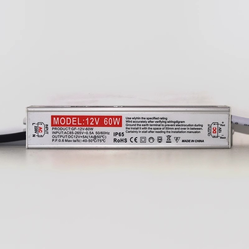 LEDダイナミックバタフライライトコミュニティストリートエンジニアリング照明モデリング動物ライト風光明媚な庭の装飾芝生吊り木|undefined