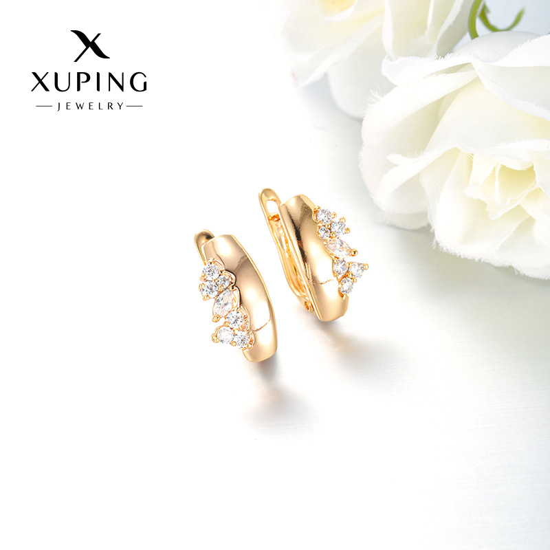 Xuping moda gemas artificiales geométricas brillante auriculares de nicho simple diseño ruso temperamento retró auriculares