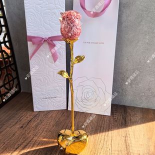 38Th Goddess' Day Valentine's Day Gift: Shredded Banknote Rose from Nanchang Banknote Art Rose 520 for Girlfriend or Lover